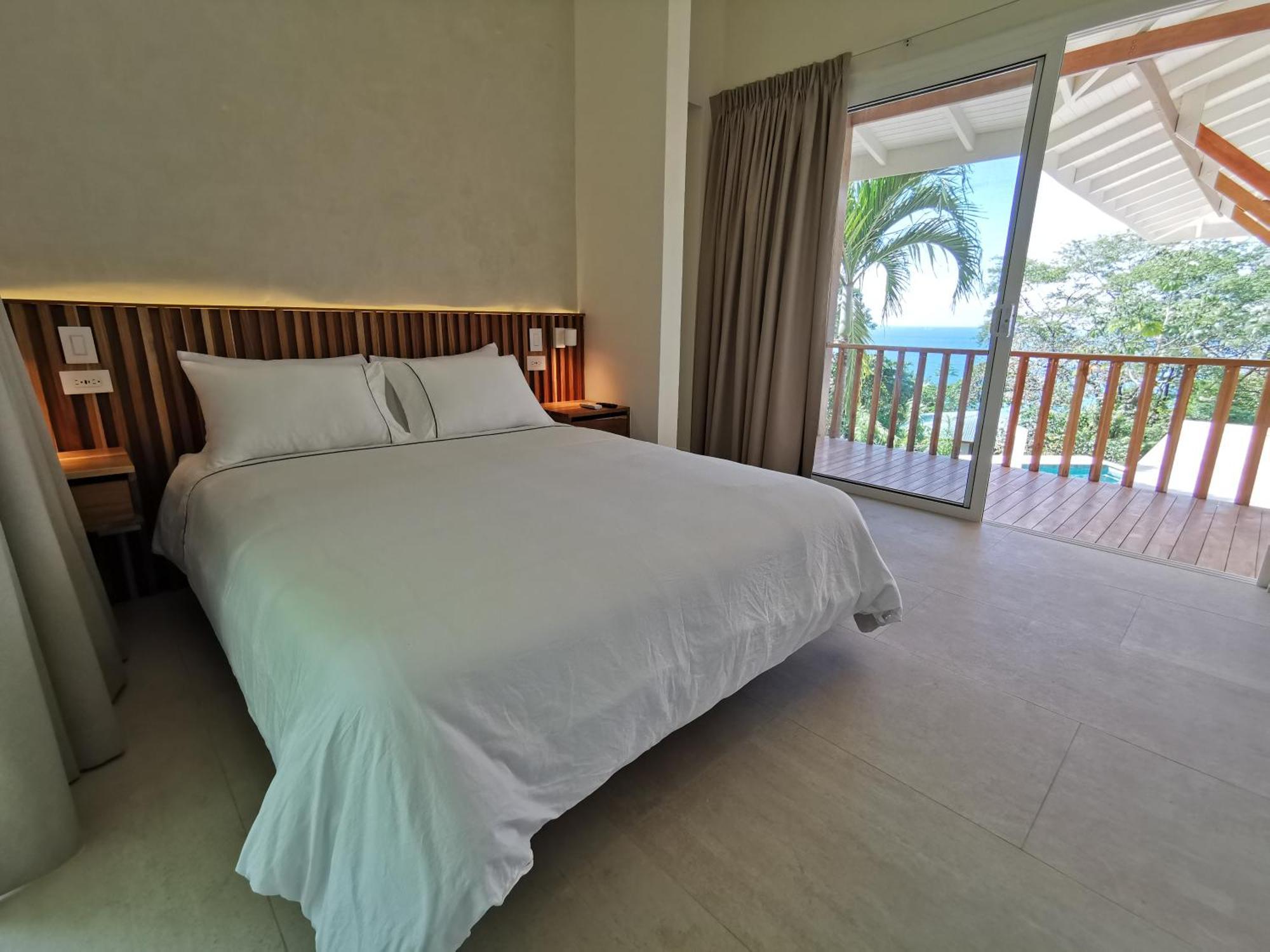 Casa Luna - Private Suites With Ocean View, Pool, Ac, Wifi Playa Santa Teresa  エクステリア 写真