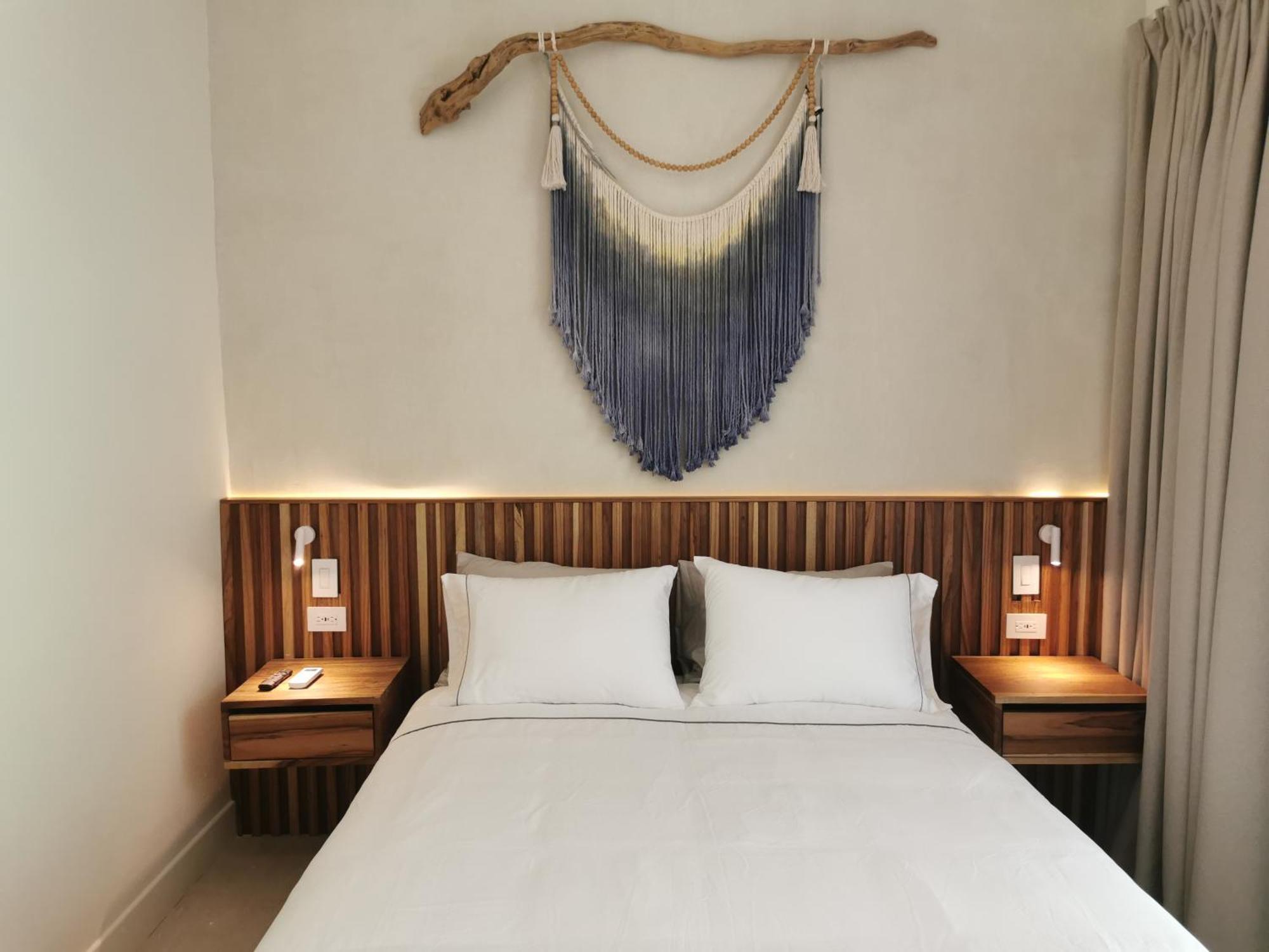 Casa Luna - Private Suites With Ocean View, Pool, Ac, Wifi Playa Santa Teresa  エクステリア 写真